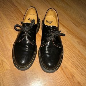 Black Docs size 8